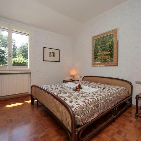Sleeps 6 Pool 度假居 伊斯普拉