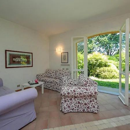 Sleeps 6 Pool Vakantiehuis